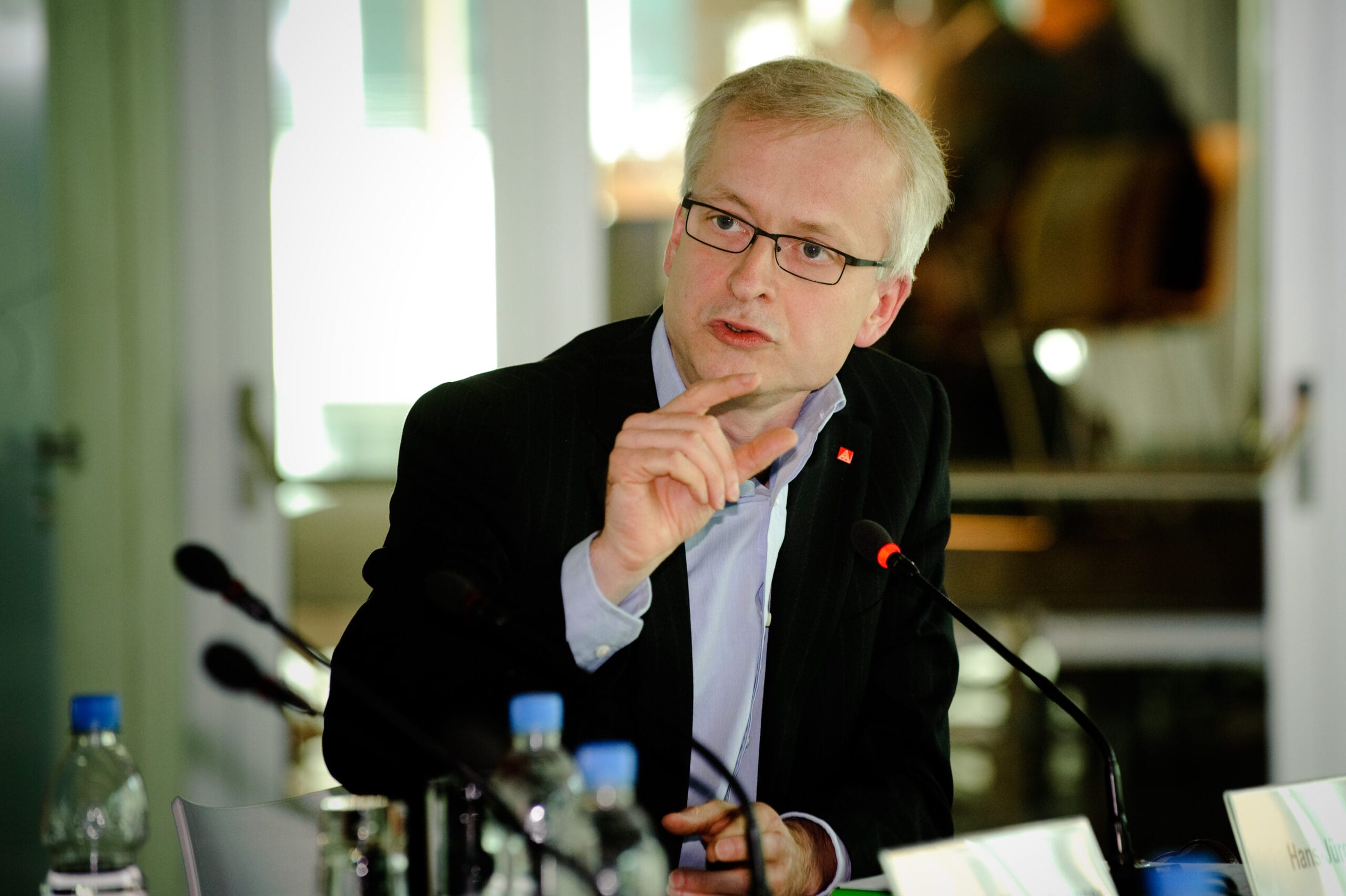Porträt von Hans-Jürgen Urban